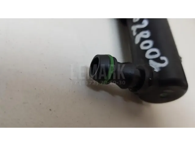 Форсунка омывателя фары