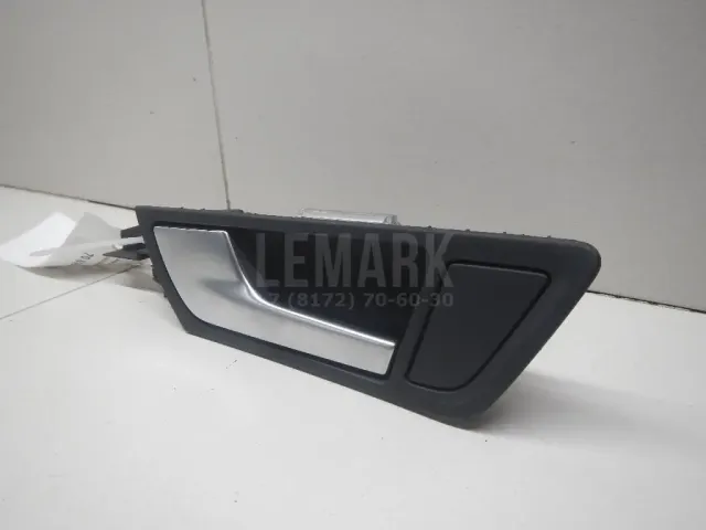 Ручка двери внутренняя для  Audi Q6 2022