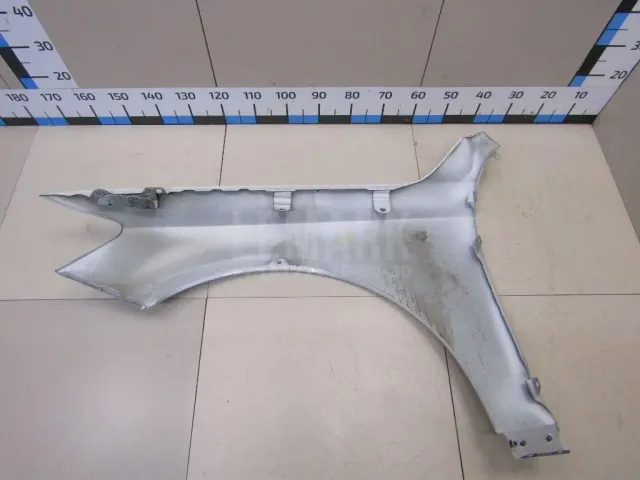 Крыло переднее правое для  Ford Fiesta 2008-2019