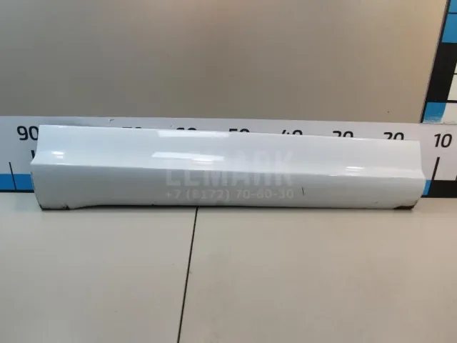 Накладка двери задней правой