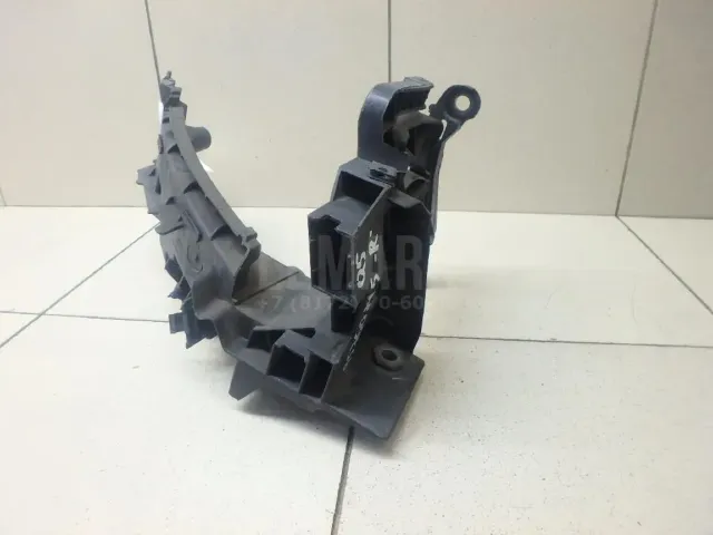 Кронштейн фар правый для  Honda Accord VII 2003-2008