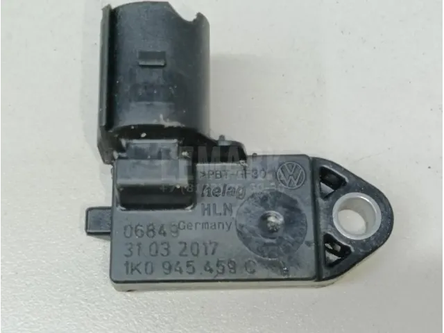 Датчик включения стопсигнала для  Ford Ranger 1998-2006