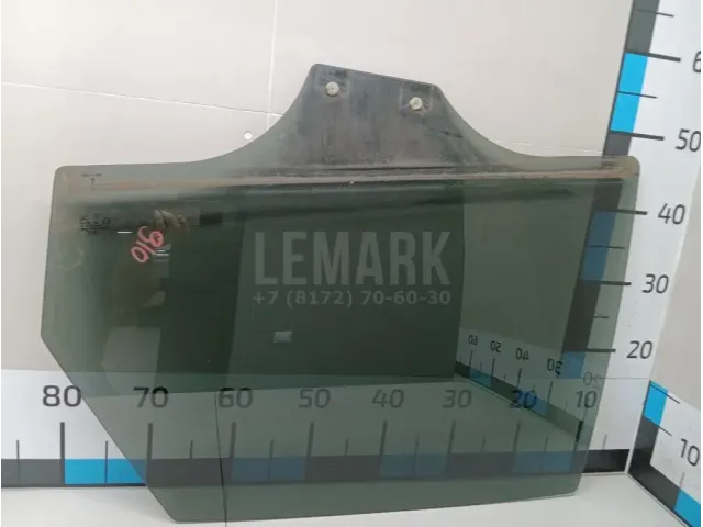 Стекло двери задней левой