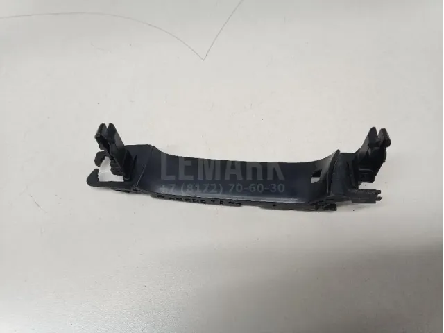 Ручка двери наружная правая для  Ford Escape EUR 2007-2009