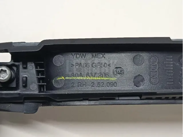 Ручка двери наружная правая для  Ford Escape EUR 2007-2009