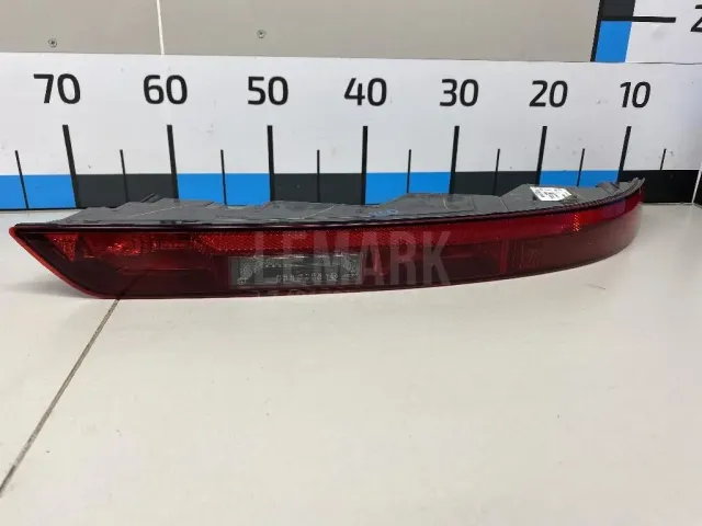 Фонарь задний в бампер правый для  Acura MDX 2001-2006