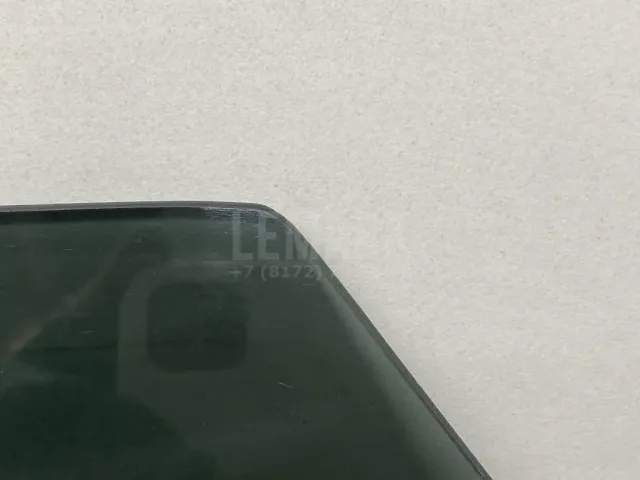 Стекло двери задней левой для  Audi Allroad quattro 2000-2005