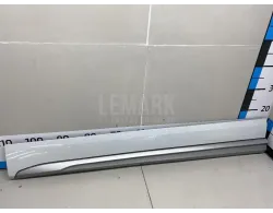 Накладка двери передней левой