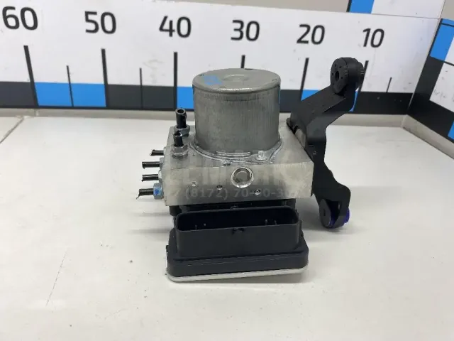 Блок ABS (насос) для  BMW 5-serie G30/G31/F90 2017-2023