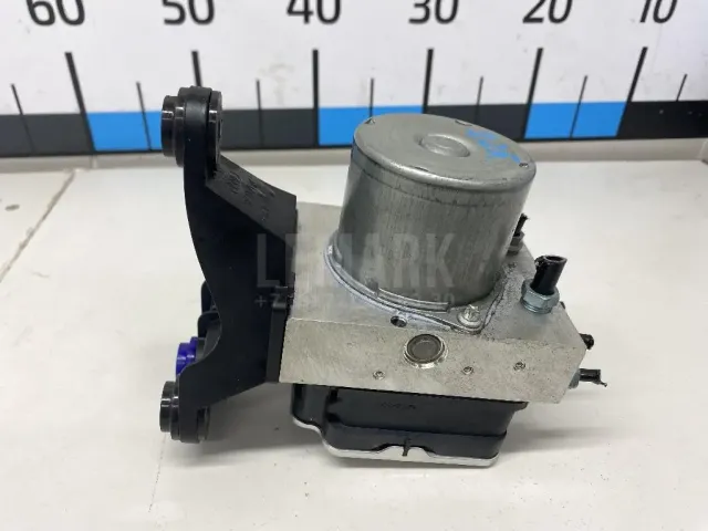 Блок ABS (насос) для  BMW 5-serie G30/G31/F90 2017-2023