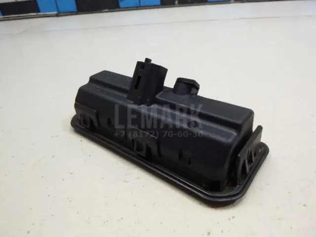 Кнопка открывания багажника для  Audi V8 1988-1994