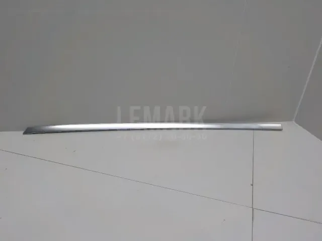 Накладка двери задней правой