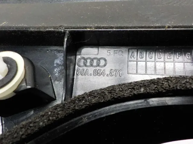 Накладка двери багажника для  Audi TT(8N) 1998-2006