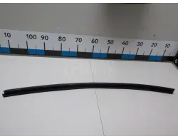 Накладка стекла переднего правого