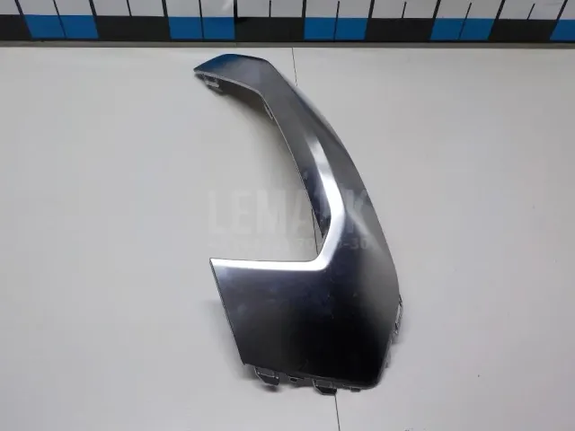 Накладка заднего бампера левая