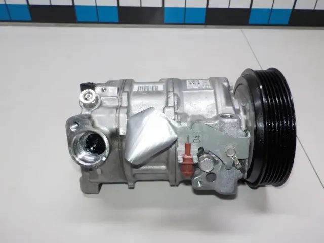 Компрессор кондиционера для  Audi Allroad quattro 2000-2005