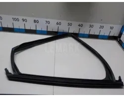 Уплотнитель стекла двери