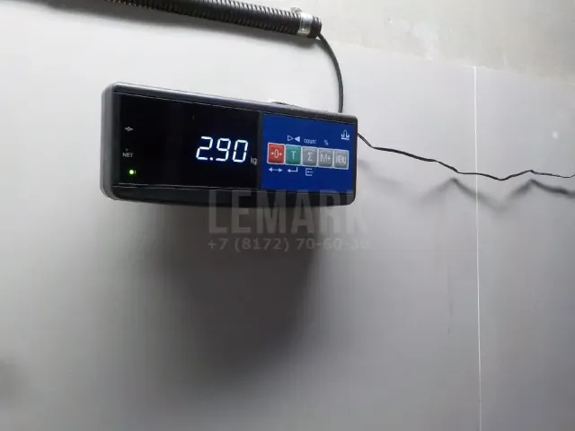Стекло двери задней правой