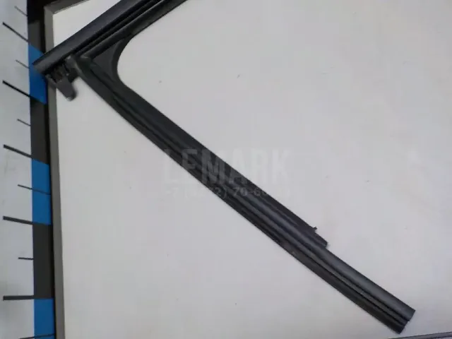 Уплотнитель стекла двери для  Chevrolet Spark 2005-2010