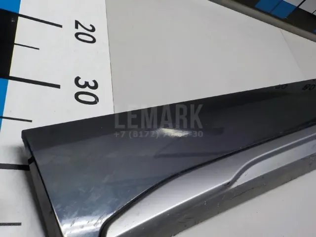 Накладка двери передней левой для  BMW X4 F26 2014-2018