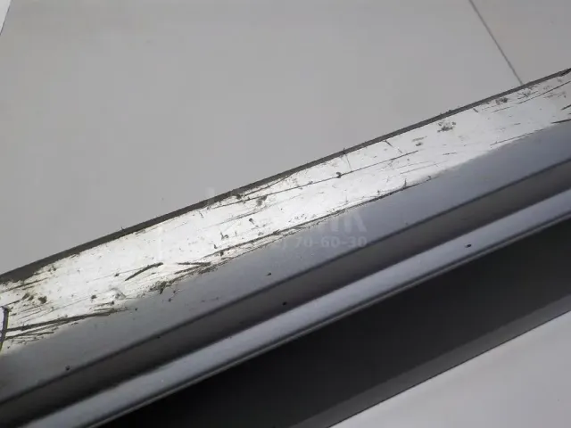Накладка двери передней правой для  Audi Allroad quattro 2006-2012