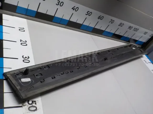 Накладка двери передней правой для  Audi Allroad quattro 2006-2012