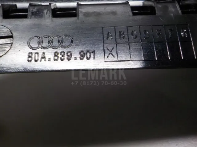 Накладка двери задней левой для  Audi A3 [8V] 2013-2020