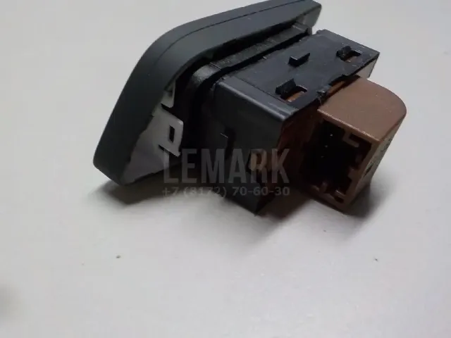 Кнопка центрального замка для  Audi 100/200 [43] 0-1983