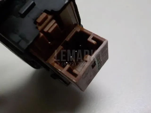 Кнопка центрального замка для  Audi 100/200 [43] 0-1983