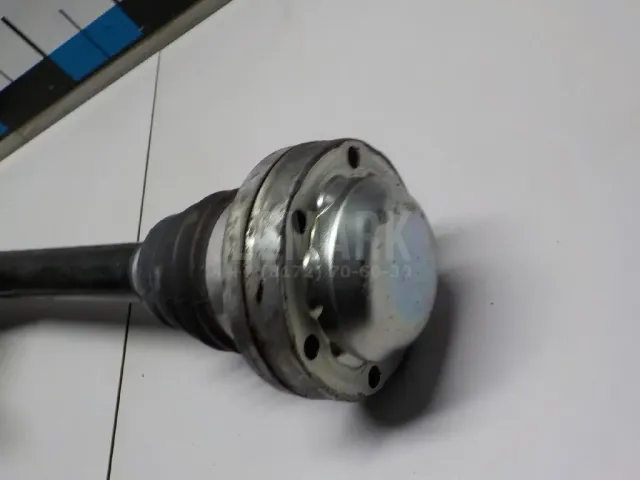 Полуось задняя правая для  Hino