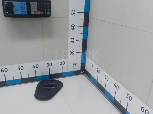 Уплотнитель двери для  Forthing