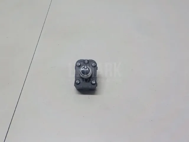 Переключатель регулировки зеркала