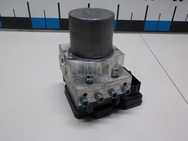 Блок ABS (насос)