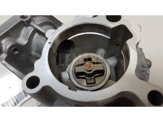 Насос вакуумный для  Chevrolet Bolt 2016