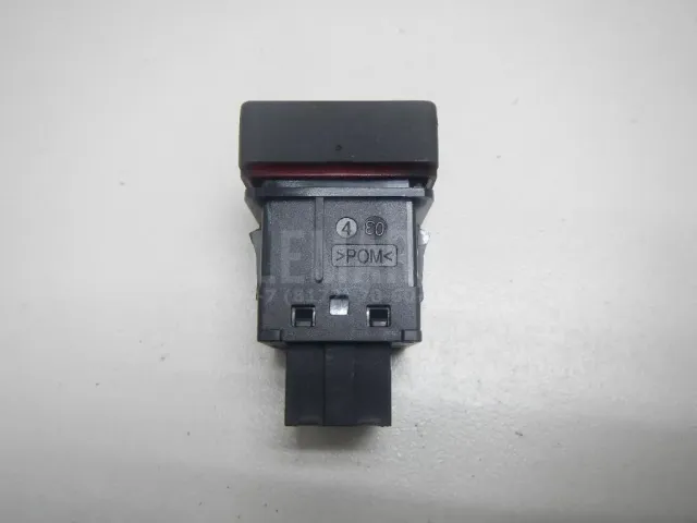 Кнопка аварийной сигнализации для  FAW J5 2004