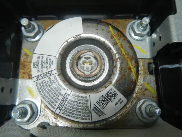 Подушка безопасности пассажирская (в торпедо) для  Ford Fiesta 2001-2008