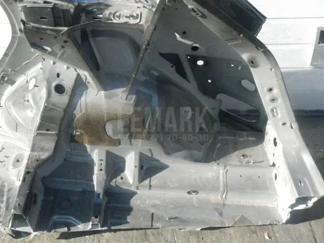 Крыло заднее правое для  BMW 3-serie E46 1998-2005