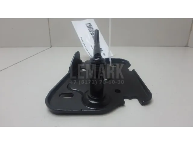 Ответная часть замка капота для  Ford Focus I 1998-2005
