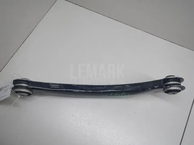 Рычаг задний верхний правый