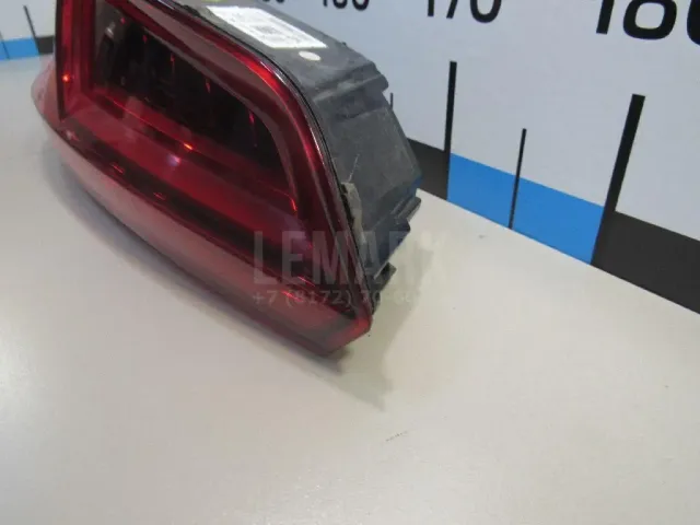 Фонарь задний левый для  Ford Mondeo V 2015-2022