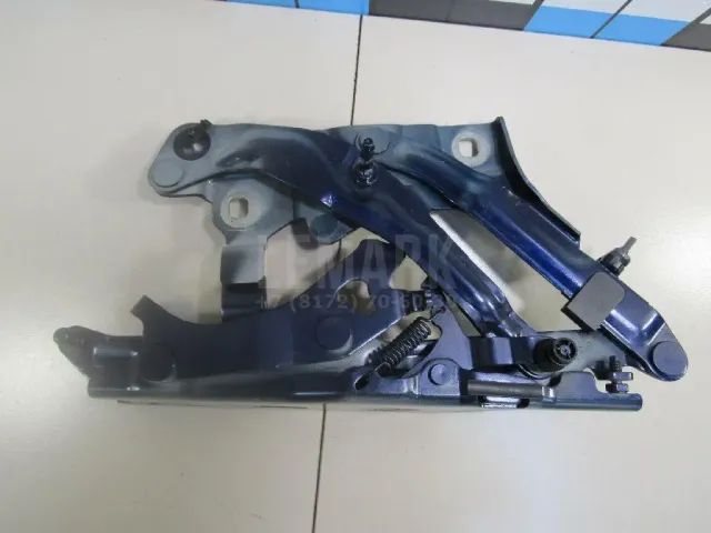 Петля капота правая для  Ford Kuga 2008-2012