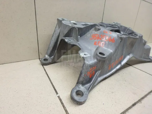 Кронштейн КПП для  Audi Allroad quattro 2006-2012