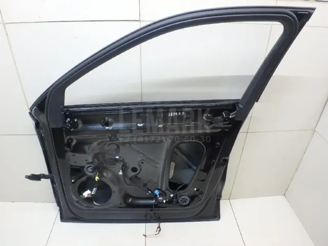 Дверь передняя правая для  Audi A1 (8X) 2010-2018