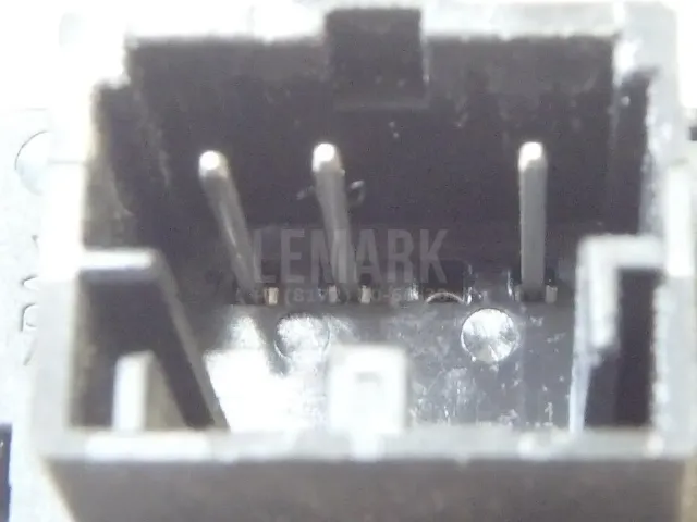 Кнопка аварийной сигнализации для  Exeed RX / Yaoguang (T22) 2023