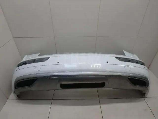 Бампер задний для  Aston Martin DB9 2003-2016