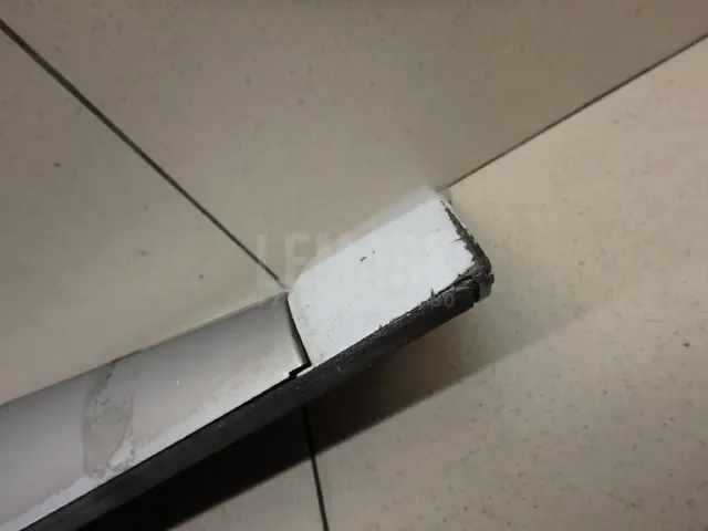 Накладка двери задней левой