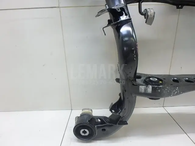 Балка задняя для  BMW X4 G02 2018