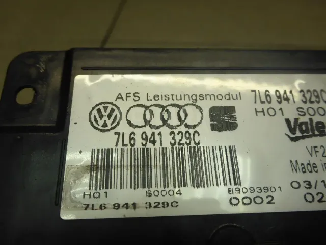 Блок управления светом для  Audi Q3 (F3B) 2018