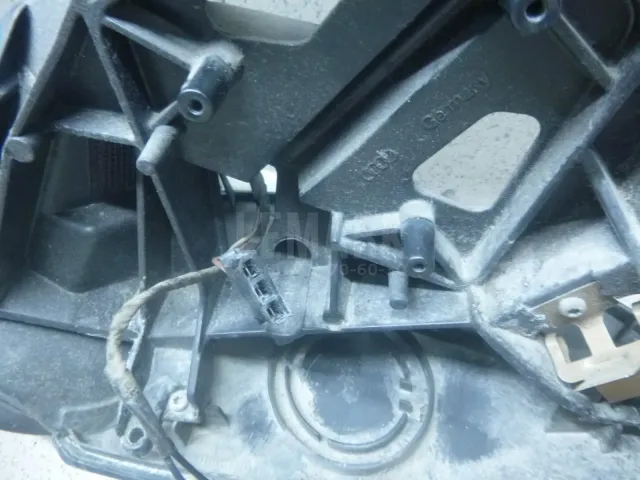 Корпус зеркала правого для  BMW X5 E53 2000-2007