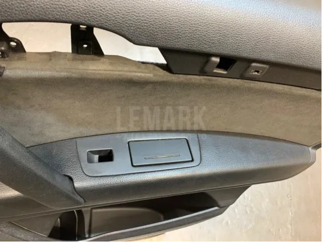 Обшивка двери задней правой для  Citroen C3 2009-2016